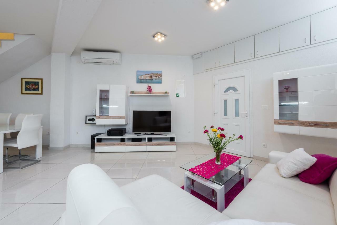 Luxury Sensation Spacious & Free Private Garage Dubrovnik Exterior photo
